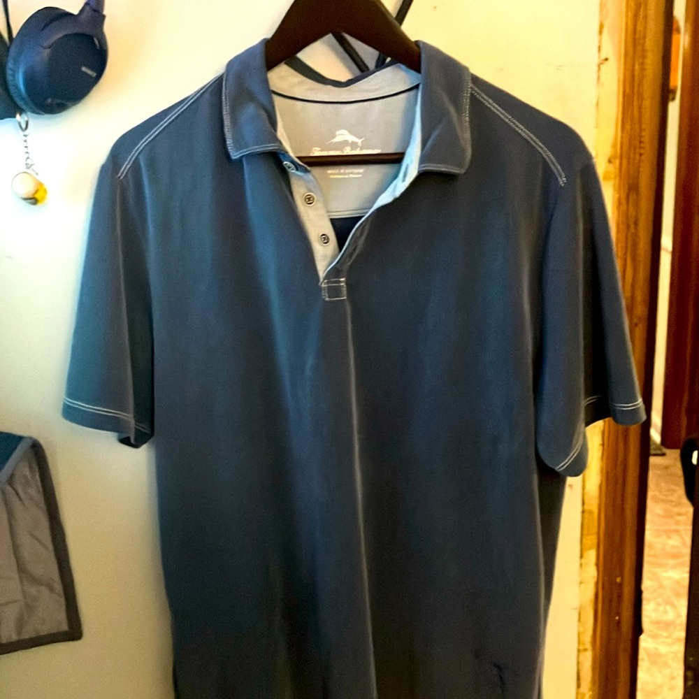 Men’s large Tommy bahama polo, worn only 4 times. Great condition
